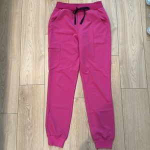 figs zamora jogger scrub pants size S/T in the color electric orchid